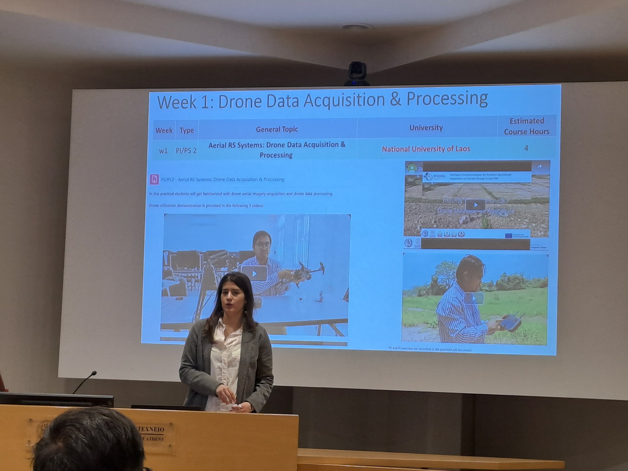 Lecturer presenting a moodle course on drone data acquisition and processing