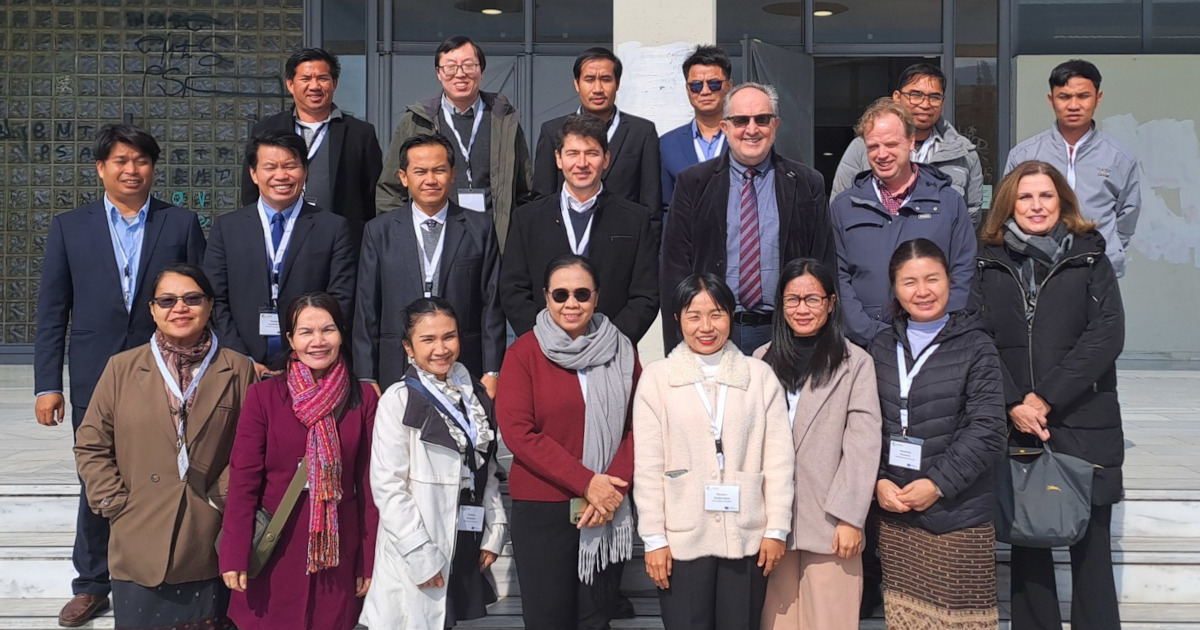 Group photo in front of the NTUA central library